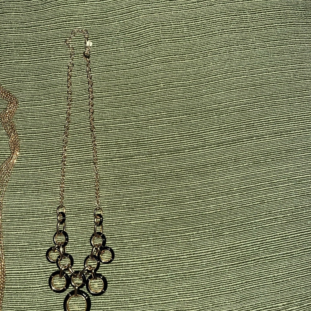 Jewelry Bundle of 4 Assorted Necklaces - Picture 2 of 7
